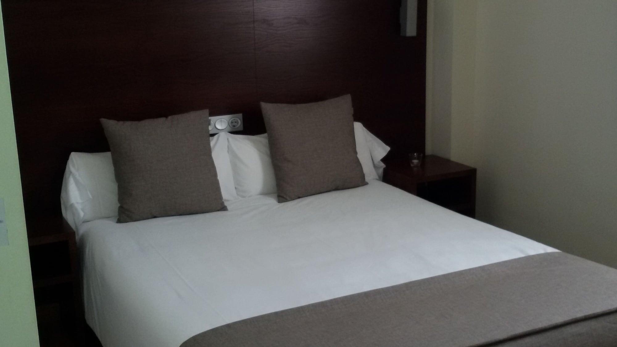 Hotel Rural Arroyo La Plata By Bossh Hotels Jerez De Los Caballeros Esterno foto