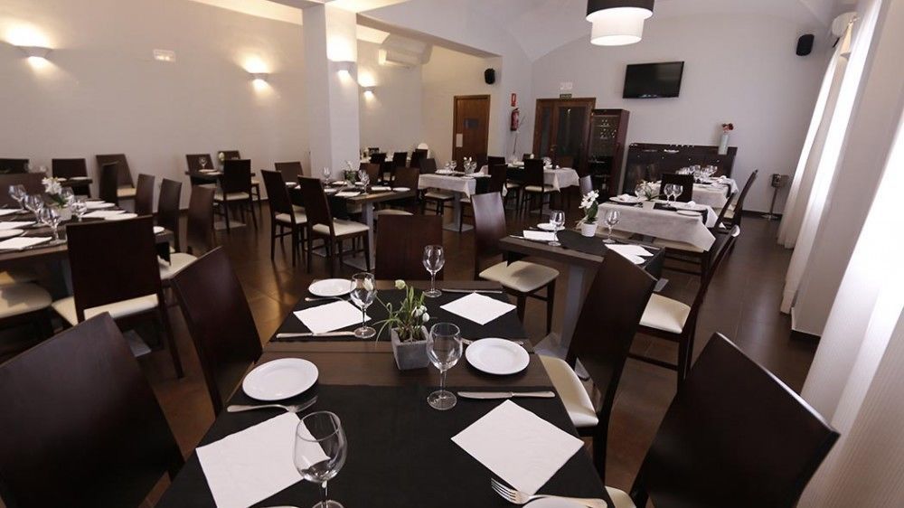 Hotel Rural Arroyo La Plata By Bossh Hotels Jerez De Los Caballeros Esterno foto